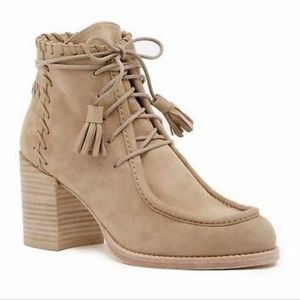 Brand new Stuart Weitzman Walla booties sz 6.5